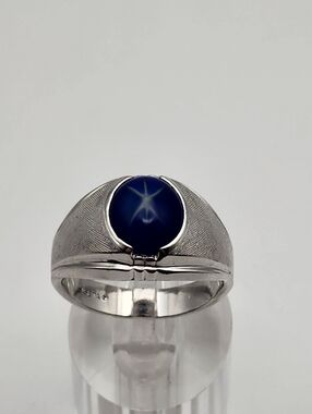 Vintage Seta Silver Tone & Faux Star Sapphire Ring (12.5)